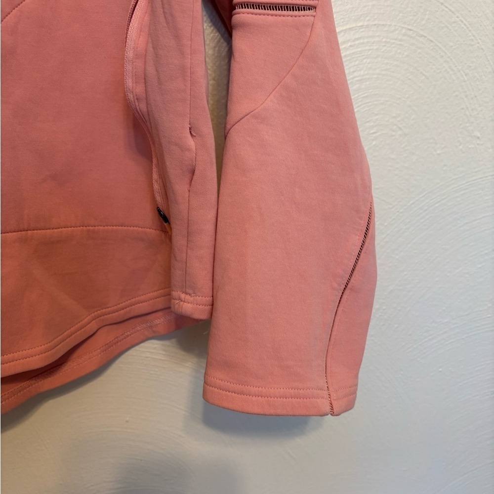 PUMA Hoodie Women’s Large Pink “Keeps You Dry” Moisture Wicking Pullover - Picture 6 of 7